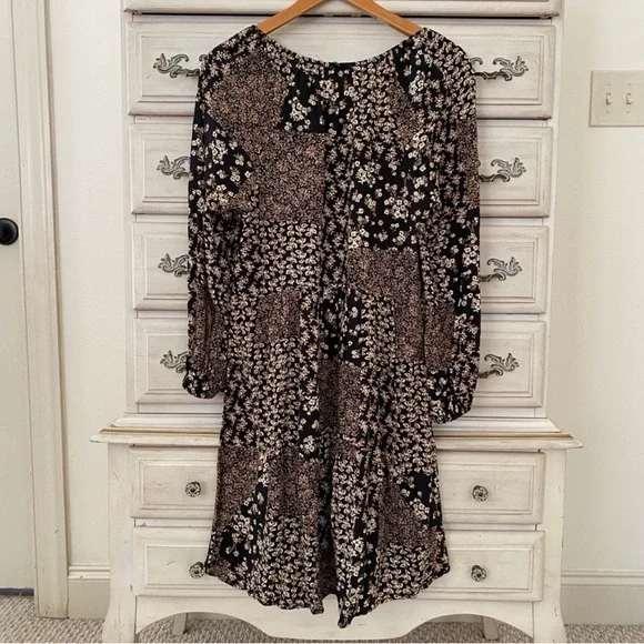 Vici Black and White Floral Dress - Picture 6 of 8